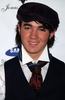 Kevin-Jonas-Hat.0.0.0x0.325x500