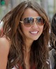 miley-cyrus-aviators-4xa1[1]