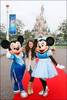 miley-cyrus_dot_com-disneylandparis-2007mar31-a002
