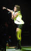 miley-cyrus_COM-wonderwolrdtour-portland2009sep14-065