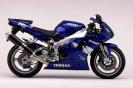 Yamaha YZF R1_2