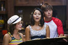 high_school_musical_2_zac_efron__1_[1]