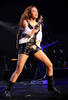 miley-cyrus_COM-cityofhopebenefitconcert-2009oct25_022