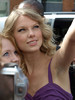 Taylor+s+cat+eyes+ncZrN4MmD7gl