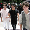 the-jonas-brothers-camp-rock-premiere[1]