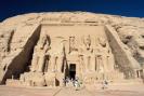 240px-Abu_Simbel%2C_Ramesses_Temple%2C_front%2C_Egypt%2C_Oct_2004