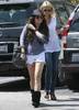 normal_04077_Miley_Cyrus_out_for_lunch_at_Mo30s_Restaurant_in_Toluca_Lake_-_August_80_2009_005_122_4