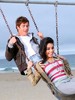 Vanessa_Hudgens_Zac_Efron_on_the_swing_beach_300x400_210907