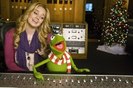 130_8980_510_tiffany-thornton-kermit-the-frog-05