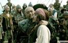 small_kinopoisk_ru-Pirates-Caribbean-At-World-s-End-488275.jpg