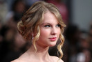 Premiere+Walt+Disney+Pictures+Hannah+Montana+EEQ7UzzdMmRl