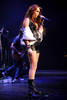 miley-cyrus_COM-cityofhopebenefitconcert-2009oct25_019
