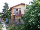 Casa vazuta din spate