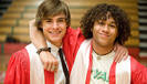 feature_00856_top_ten_high_school_musical_3_senior_year_merchandise_goodies_1[1]