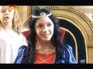 Alba ca zapada.o recunoasteti? este adela Popescu in ultimul episod din sezonul 1 din serialul Inger