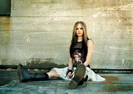 avril-lavigne-mini-tulle-skirt