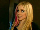 61513_video-185273-avril-lavigne-goes-acoustic