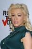 1114_christina_aguilera_pregnant_09