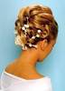 Bride_hairstyle_with_flowers_clips_blonde_hair[1]