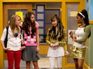 425.hannah.montana.052308[1]