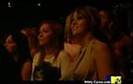 miley-cyrus_com-2009mtvmovieawards-31may09-audience-cap0056