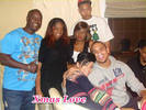 rihanna-christmas-chris-brown-family-04