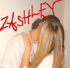 OMG-ZAC-EFRON-MAKING-OUT-WITH-ASHLEY-TISDALE-NO-LIE-zac-efron-and-ashley-tisdale-3017983-607-588