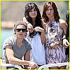 zac-efron-water-taxi