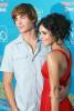 zac-efron-vanessa-anne-hudgens[1]