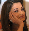 Aishwarya-Rai---SRK,-Big-B,(1)