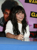 Vanessa+Hudgens+Signing+Autographs+Philadelphia+Sz-I9PPm8F_l