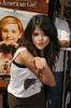 selena-gomez-american-girl-03_nc