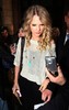 Taylor+Swift+Leaving+Landmark+Hotel+London+UtasVZ1pynHl