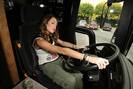 miley-cyrus_dot_com-tourbus-2006sep21universalcity-009_2