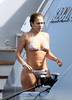 jennifer-lopez-bikini-nc-thumb[1]