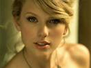 Taylor_Swift_Love_Story_uni_25823_Vimage