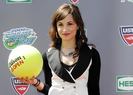 demi_lovatos_arthur_ashe_weekend_main_4057.0.0.0x0.420x300