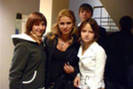 new_annasemenovich_10_05_2007_fans01