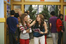 EmilyOsment_ORG-hannahmontana-season3-e65-stills044